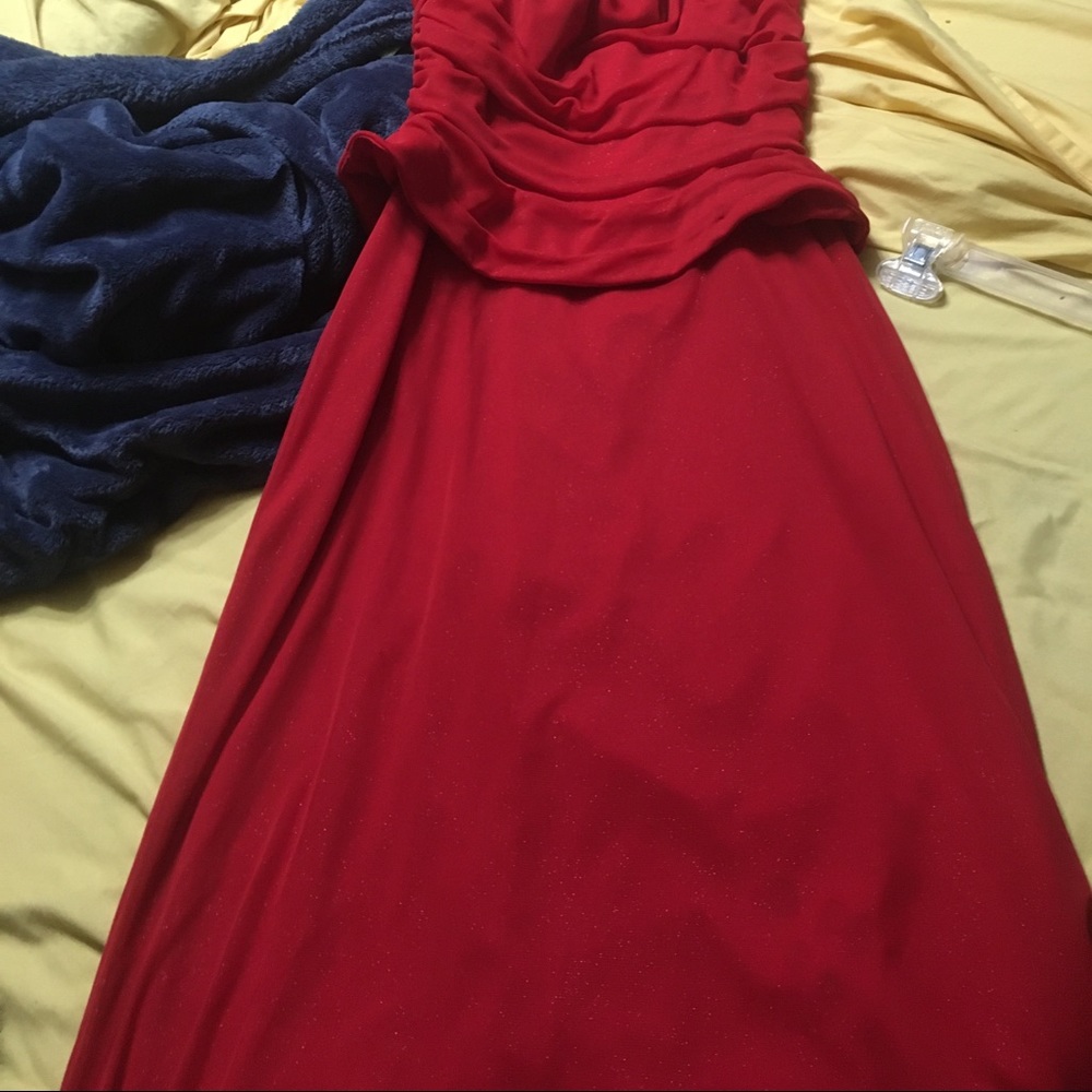 Red sparkly prom ball gown size 12 halter
